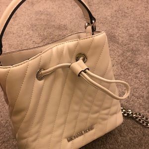 Michael Kors White Leather Small Suri Bucket Purse
